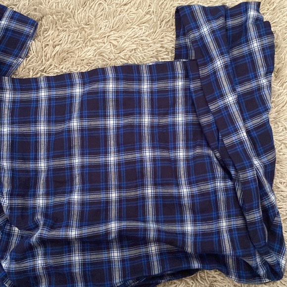 PLAID CROPPED LONGSLEEVE - Picture 3 of 3